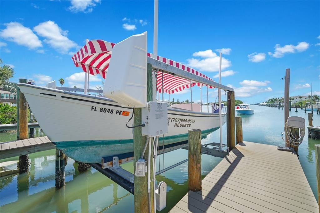 En Renta: $9,900 (3 camas, 2 baños, 1836 Pies cuadrados)