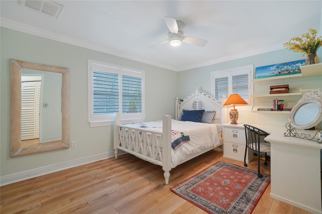 En Renta: $9,900 (3 camas, 2 baños, 1836 Pies cuadrados)