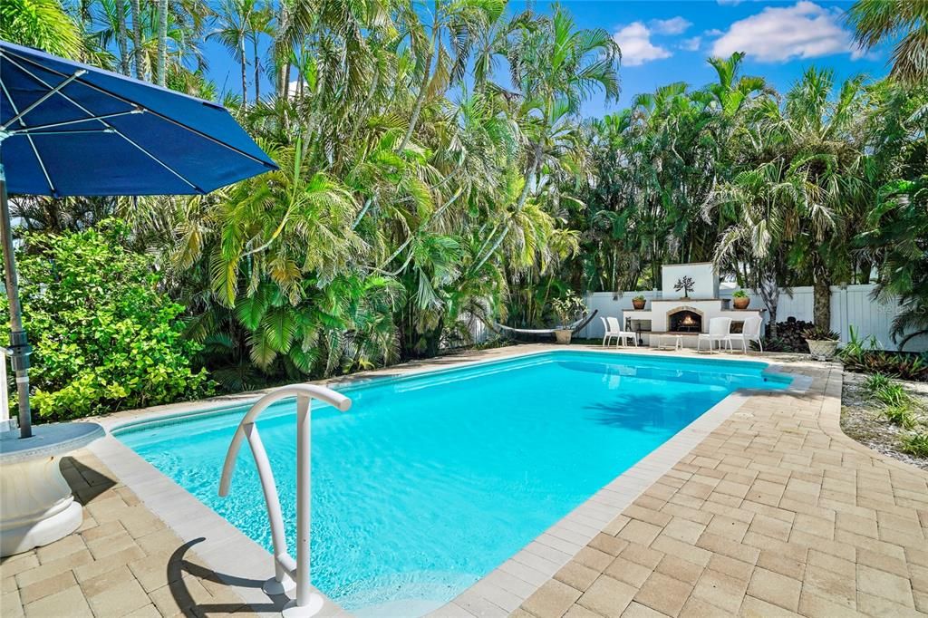 En Renta: $9,900 (3 camas, 2 baños, 1836 Pies cuadrados)