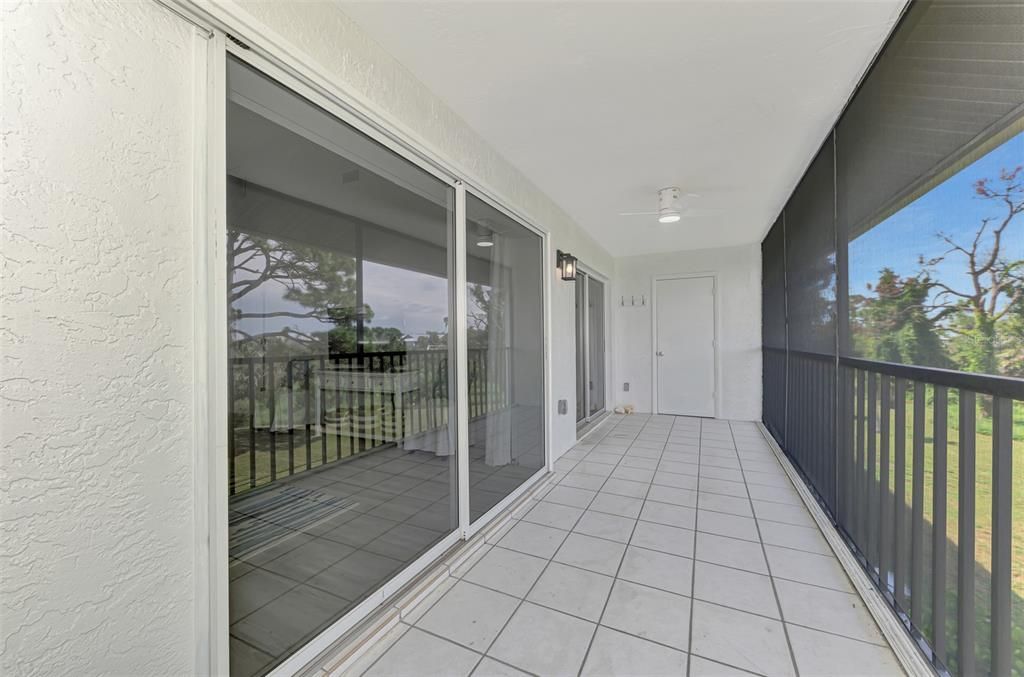 合同活跃: $138,900 (2 贝兹, 2 浴室, 1092 平方英尺)