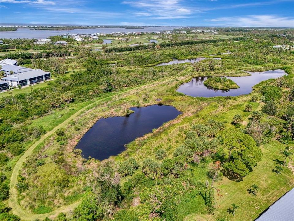 合同活跃: $138,900 (2 贝兹, 2 浴室, 1092 平方英尺)