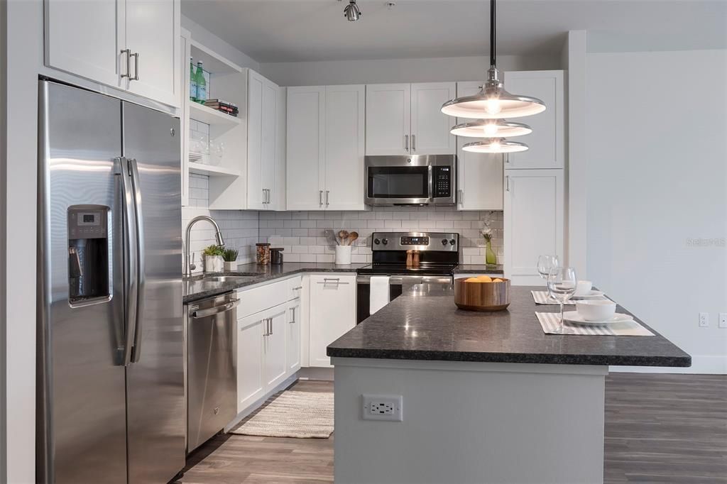 For Rent: $2,151 (2 beds, 2 baths, 1328 Square Feet)