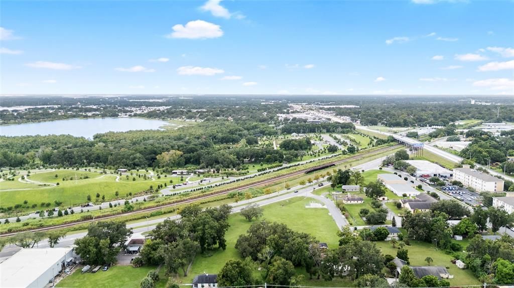 待售: $1,300,000 (0.18 acres)