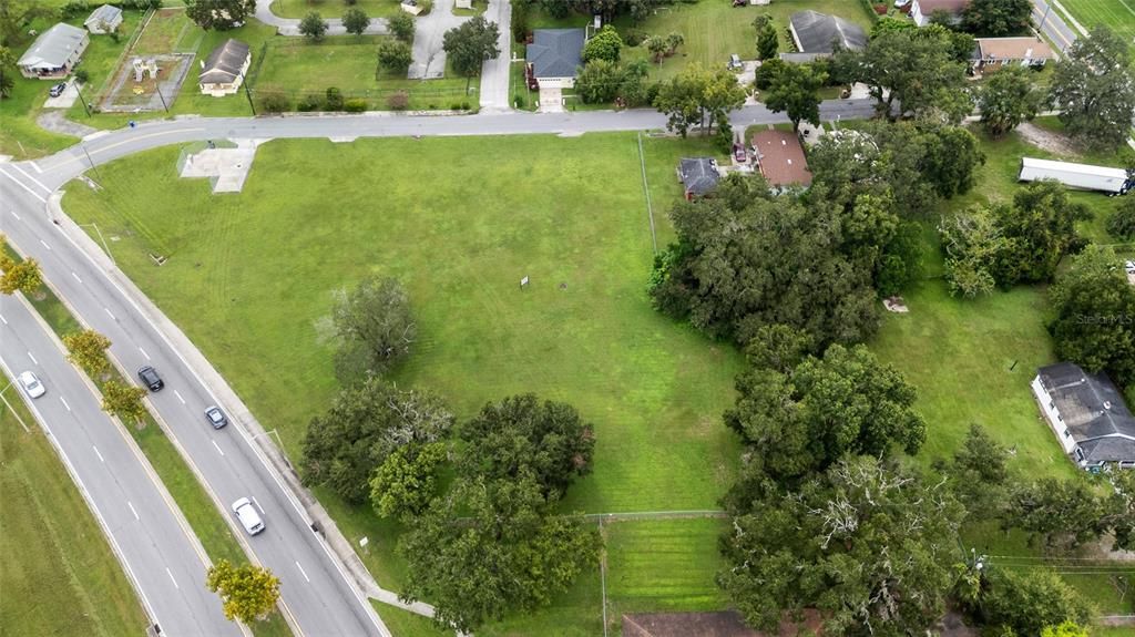 待售: $1,300,000 (0.18 acres)