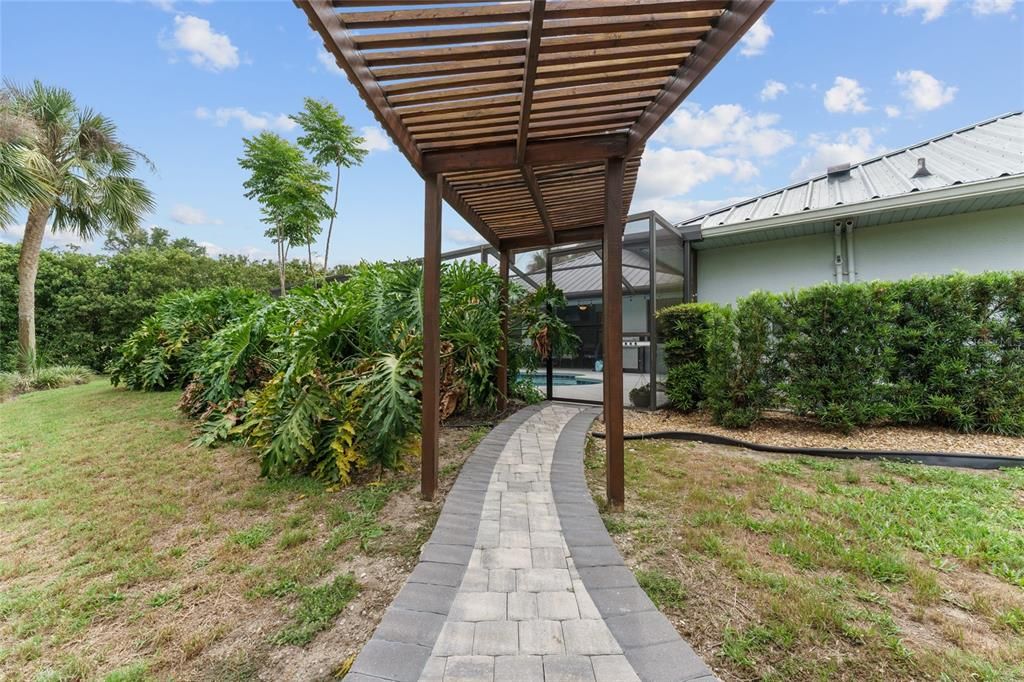 For Rent: $6,500 (4 beds, 3 baths, 2298 Square Feet)