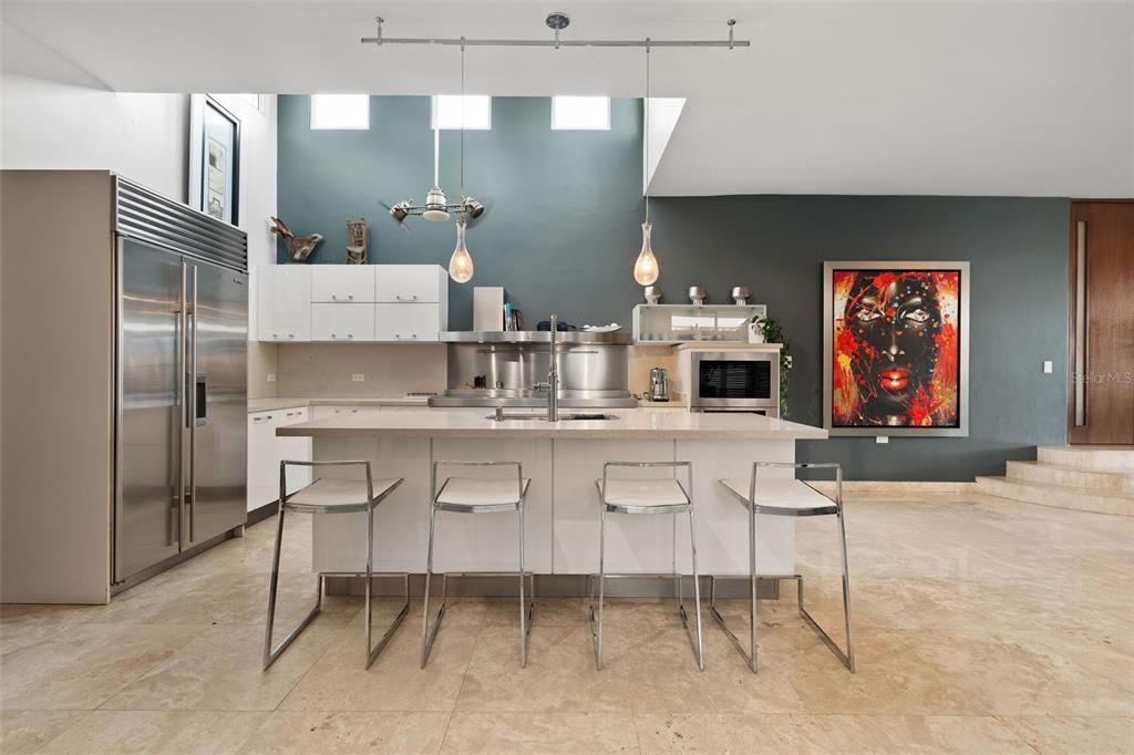 Active With Contract: $1,250,000 (5 beds, 4 baths, 4062 Square Feet)