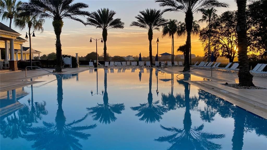 待售: $449,000 (0.23 acres)