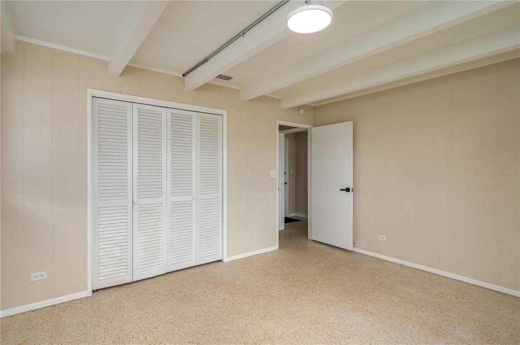 En Venta: $273,000 (2 camas, 2 baños, 1472 Pies cuadrados)