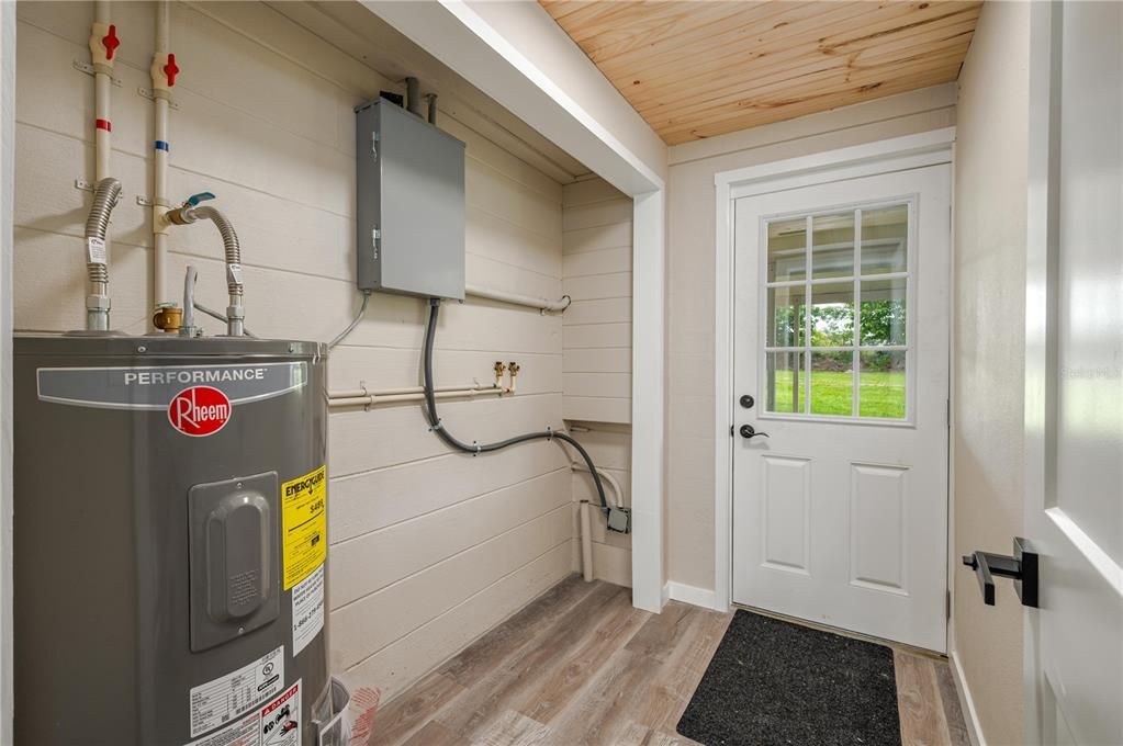 En Venta: $273,000 (2 camas, 2 baños, 1472 Pies cuadrados)