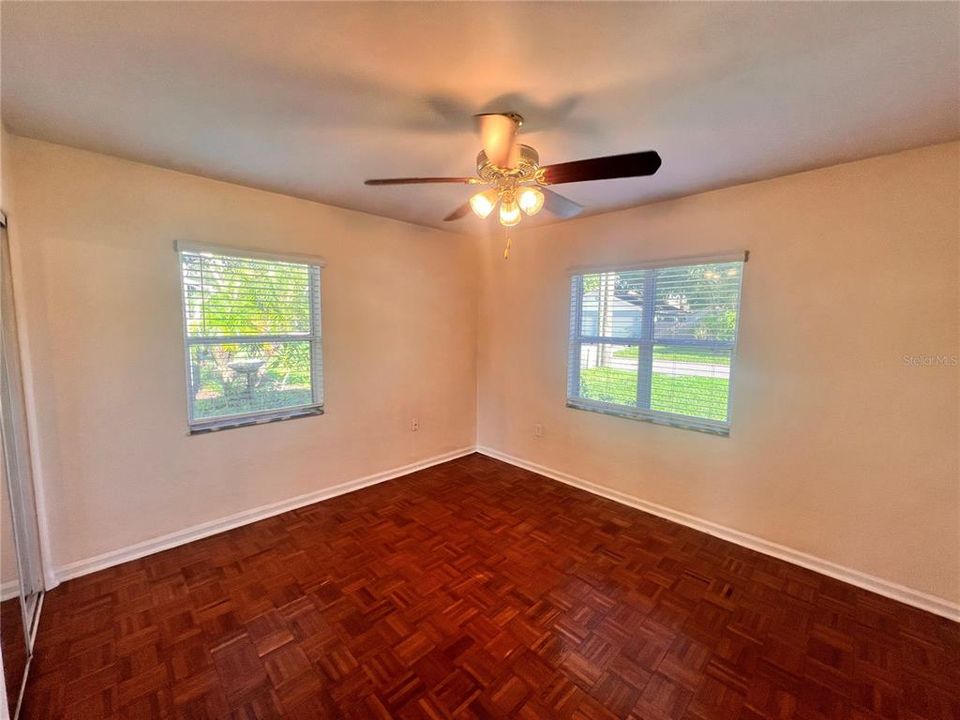 Active With Contract: $1,895 (2 beds, 1 baths, 1100 Square Feet)