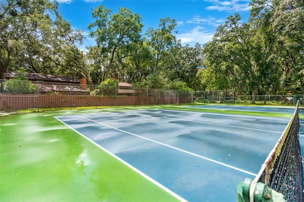 For Sale: $485,000 (3 beds, 2 baths, 1864 Square Feet)