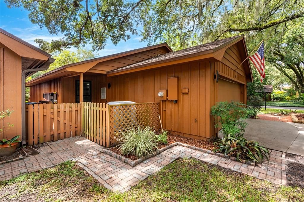 For Sale: $485,000 (3 beds, 2 baths, 1864 Square Feet)