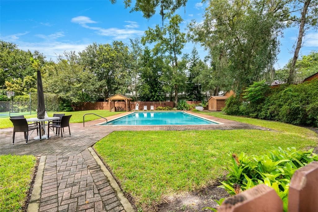 For Sale: $485,000 (3 beds, 2 baths, 1864 Square Feet)