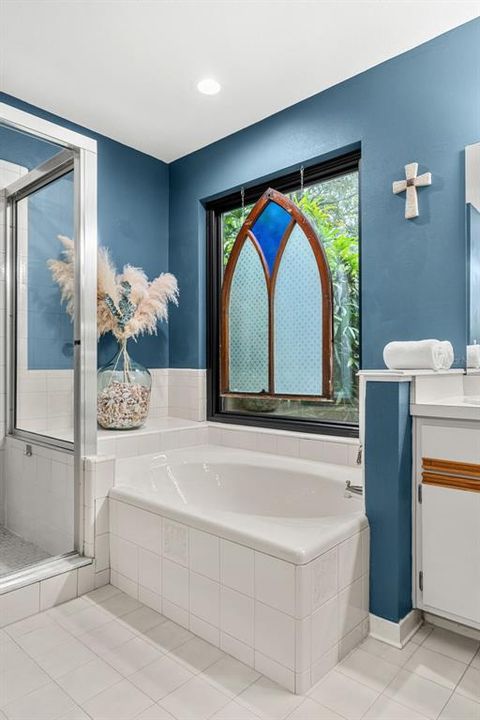 For Sale: $485,000 (3 beds, 2 baths, 1864 Square Feet)