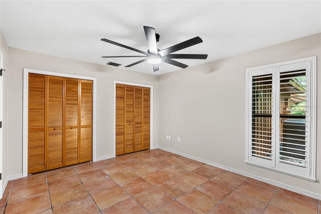 For Sale: $485,000 (3 beds, 2 baths, 1864 Square Feet)