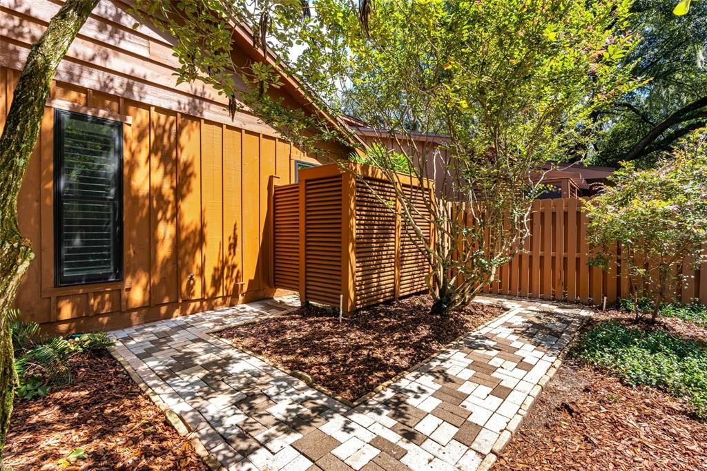 For Sale: $485,000 (3 beds, 2 baths, 1864 Square Feet)