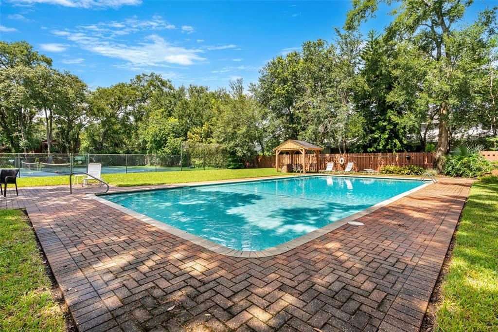 For Sale: $485,000 (3 beds, 2 baths, 1864 Square Feet)