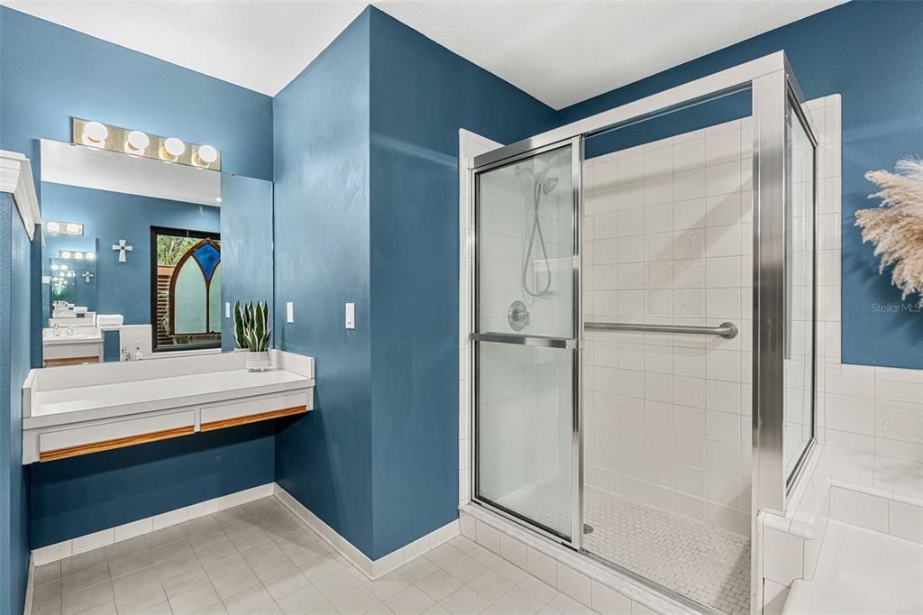 For Sale: $485,000 (3 beds, 2 baths, 1864 Square Feet)