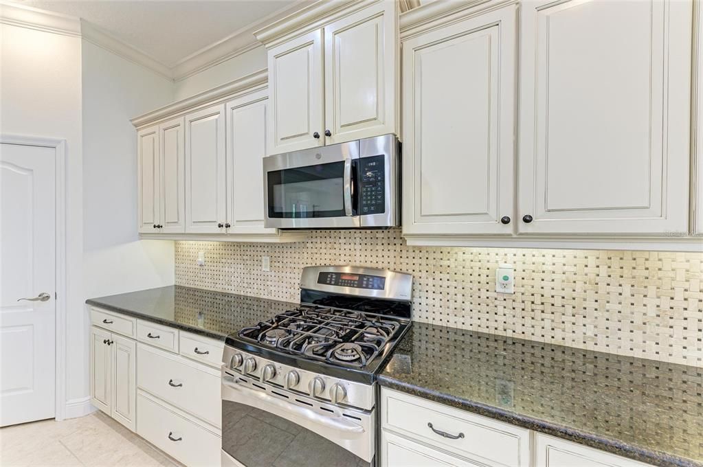 For Sale: $1,496,000 (4 beds, 4 baths, 3192 Square Feet)