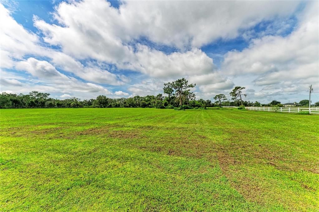 For Sale: $1,496,000 (4 beds, 4 baths, 3192 Square Feet)