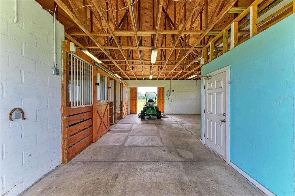 For Sale: $1,496,000 (4 beds, 4 baths, 3192 Square Feet)