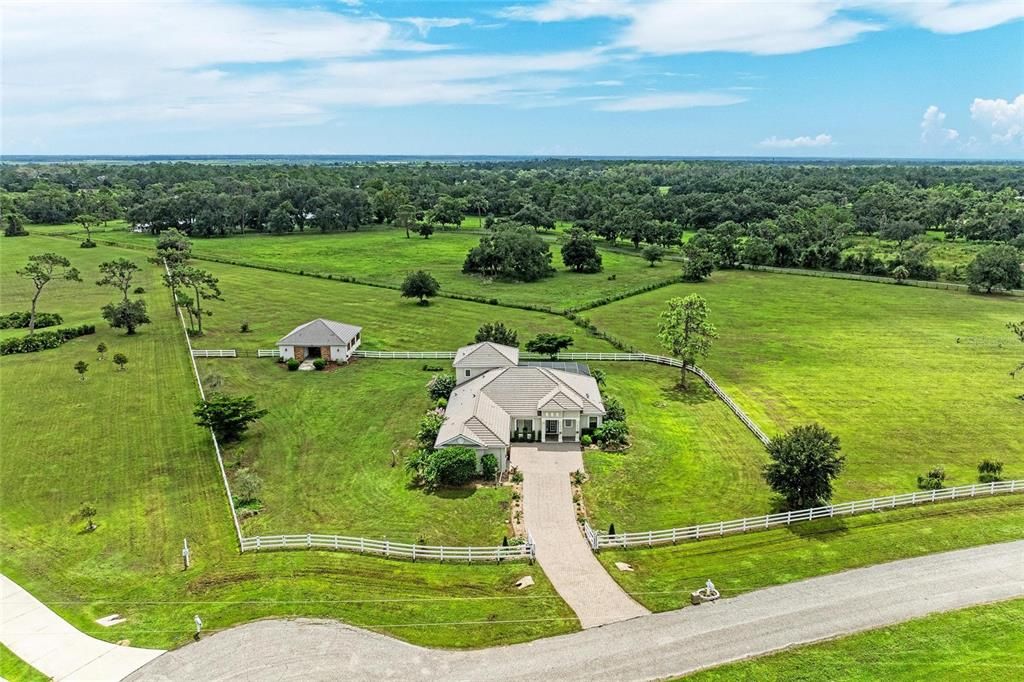 For Sale: $1,496,000 (4 beds, 4 baths, 3192 Square Feet)