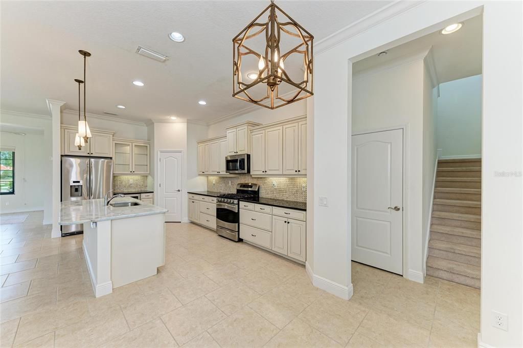 For Sale: $1,496,000 (4 beds, 4 baths, 3192 Square Feet)