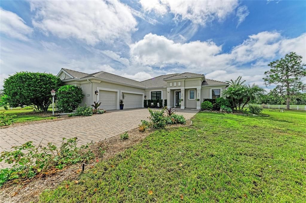 For Sale: $1,496,000 (4 beds, 4 baths, 3192 Square Feet)