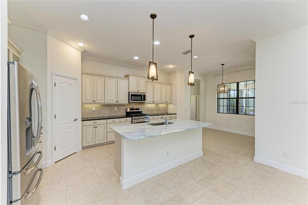 For Sale: $1,496,000 (4 beds, 4 baths, 3192 Square Feet)