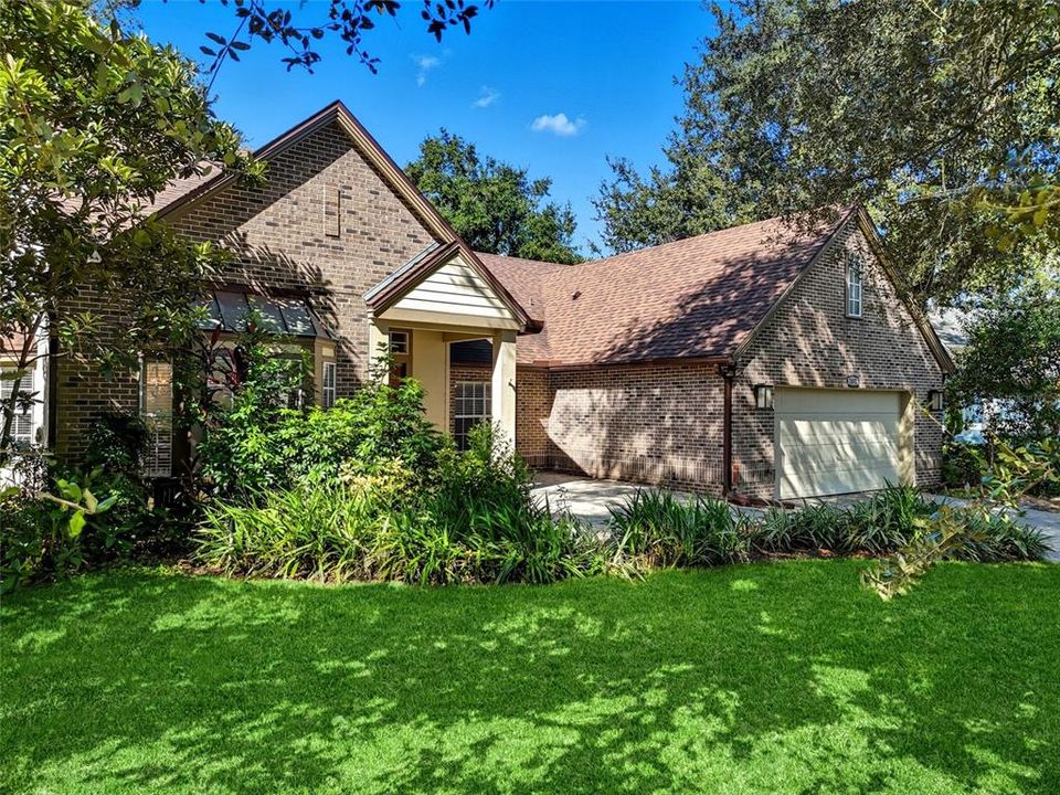 Activo con contrato: $500,000 (4 camas, 2 baños, 1977 Pies cuadrados)