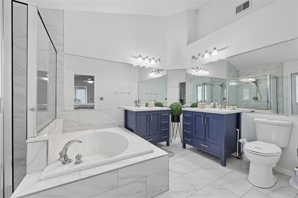 Activo con contrato: $500,000 (4 camas, 2 baños, 1977 Pies cuadrados)