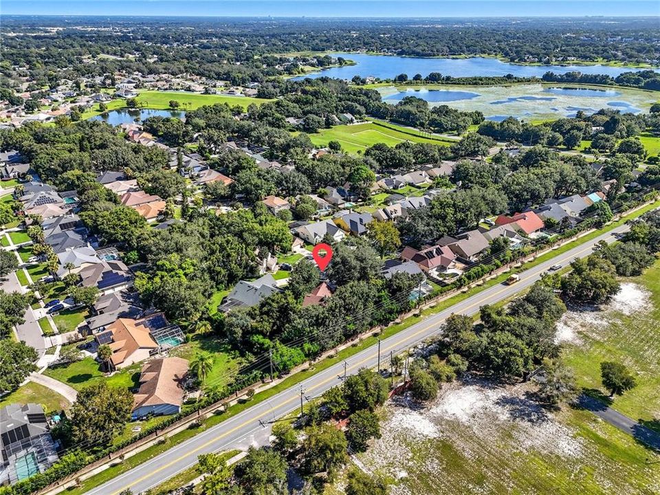 Activo con contrato: $500,000 (4 camas, 2 baños, 1977 Pies cuadrados)