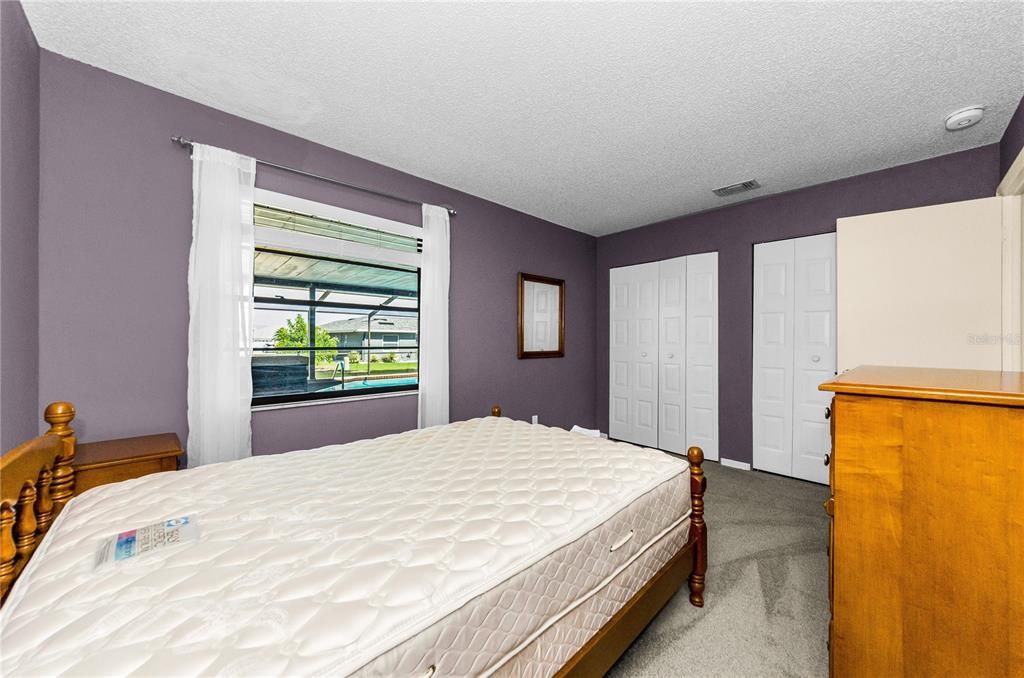 Active With Contract: $250,000 (2 beds, 2 baths, 1540 Square Feet)