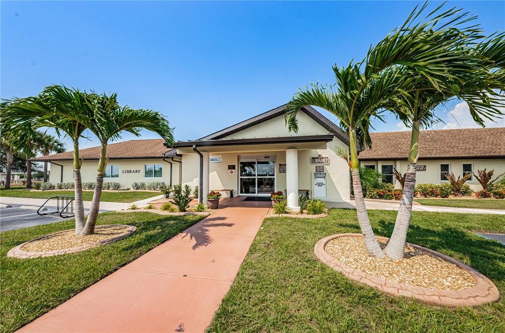 Active With Contract: $250,000 (2 beds, 2 baths, 1540 Square Feet)