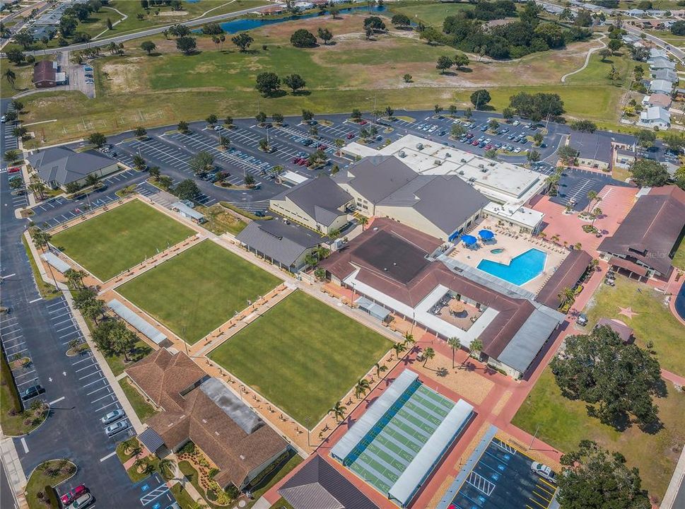 Active With Contract: $250,000 (2 beds, 2 baths, 1540 Square Feet)