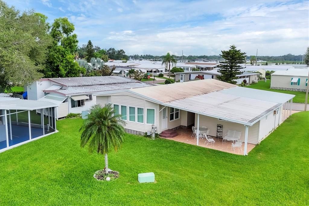 合同活跃: $259,900 (2 贝兹, 2 浴室, 1406 平方英尺)