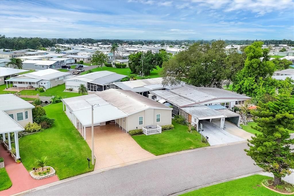 合同活跃: $259,900 (2 贝兹, 2 浴室, 1406 平方英尺)