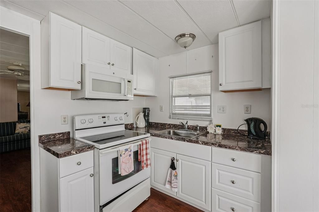 En Venta: $99,900 (2 camas, 1 baños, 720 Pies cuadrados)