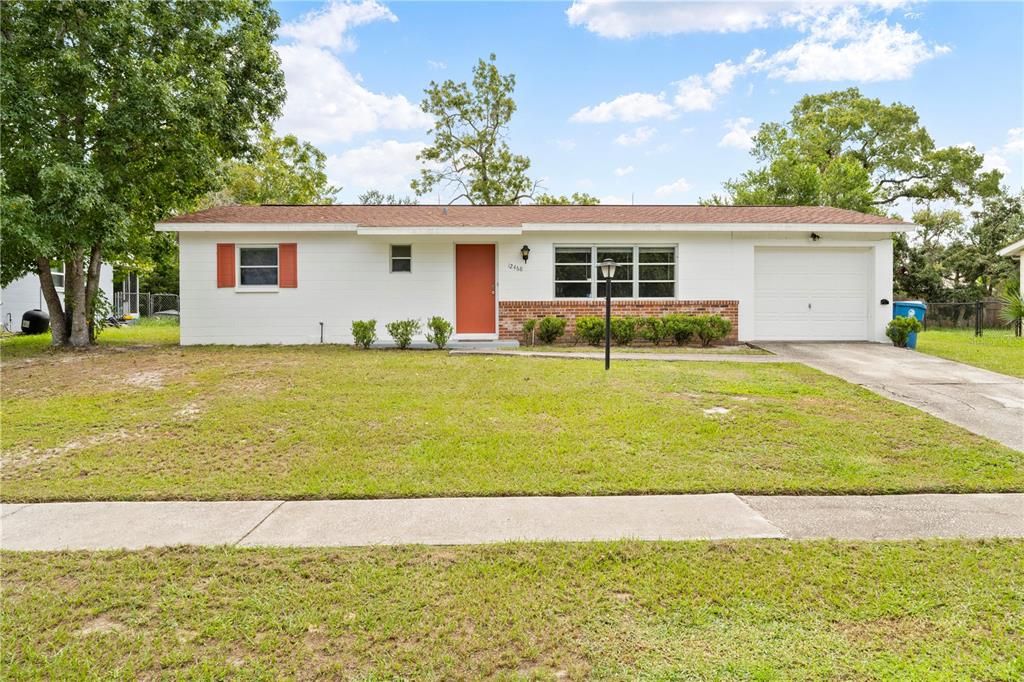 最近售出: $209,000 (2 贝兹, 1 浴室, 850 平方英尺)