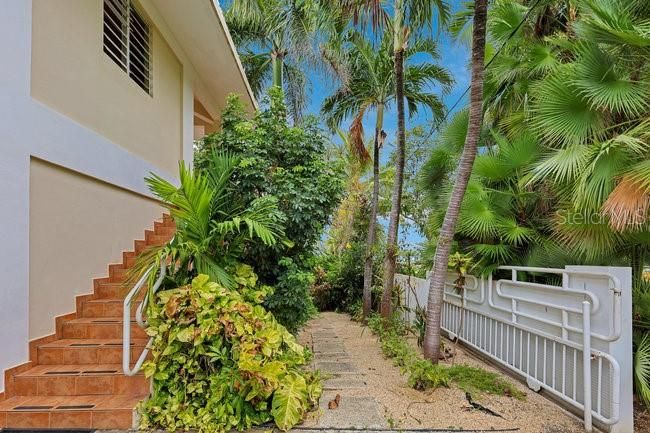 На продажу: $1,300,000 (4 спален, 4 ванн, 1940 Квадратных фут)