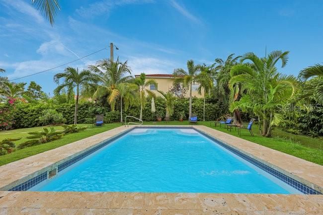 На продажу: $1,300,000 (4 спален, 4 ванн, 1940 Квадратных фут)