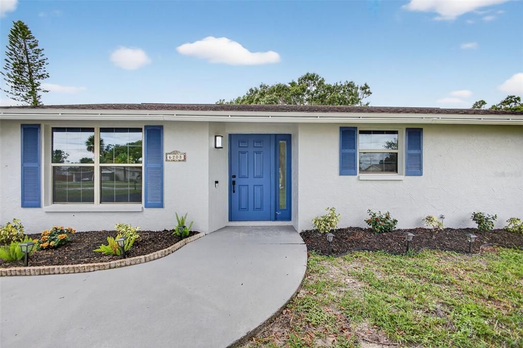 Active With Contract: $339,500 (3 beds, 2 baths, 1461 Square Feet)