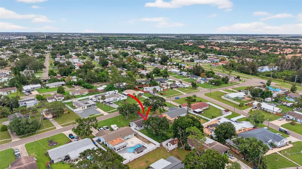 Active With Contract: $339,500 (3 beds, 2 baths, 1461 Square Feet)