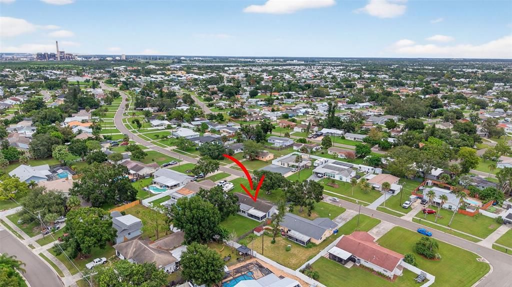 Active With Contract: $339,500 (3 beds, 2 baths, 1461 Square Feet)