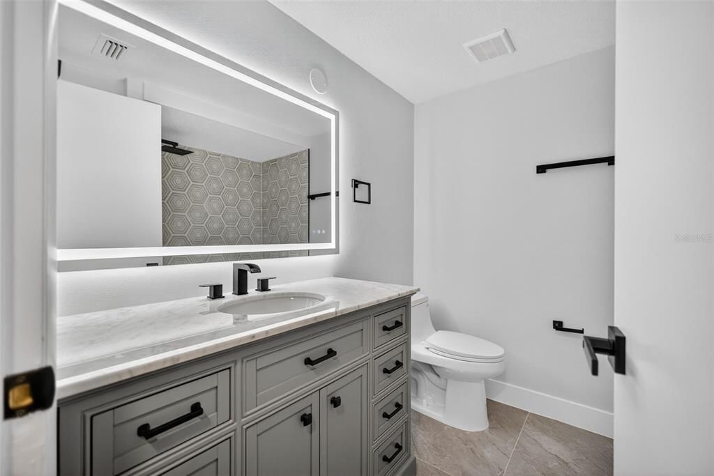 Active With Contract: $339,500 (3 beds, 2 baths, 1461 Square Feet)