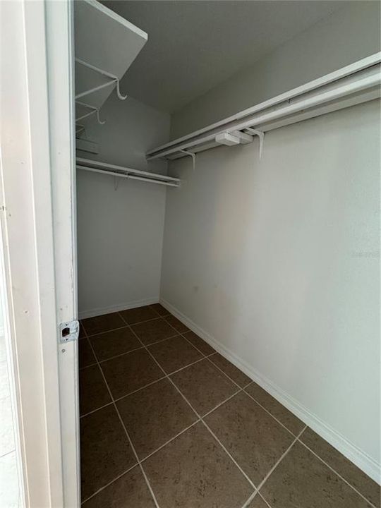 На продажу: $69,900 (1 спален, 1 ванн, 728 Квадратных фут)