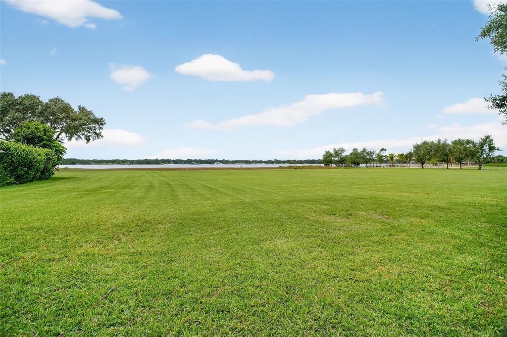 For Rent: $2,500 (2 beds, 1 baths, 1048 Square Feet)