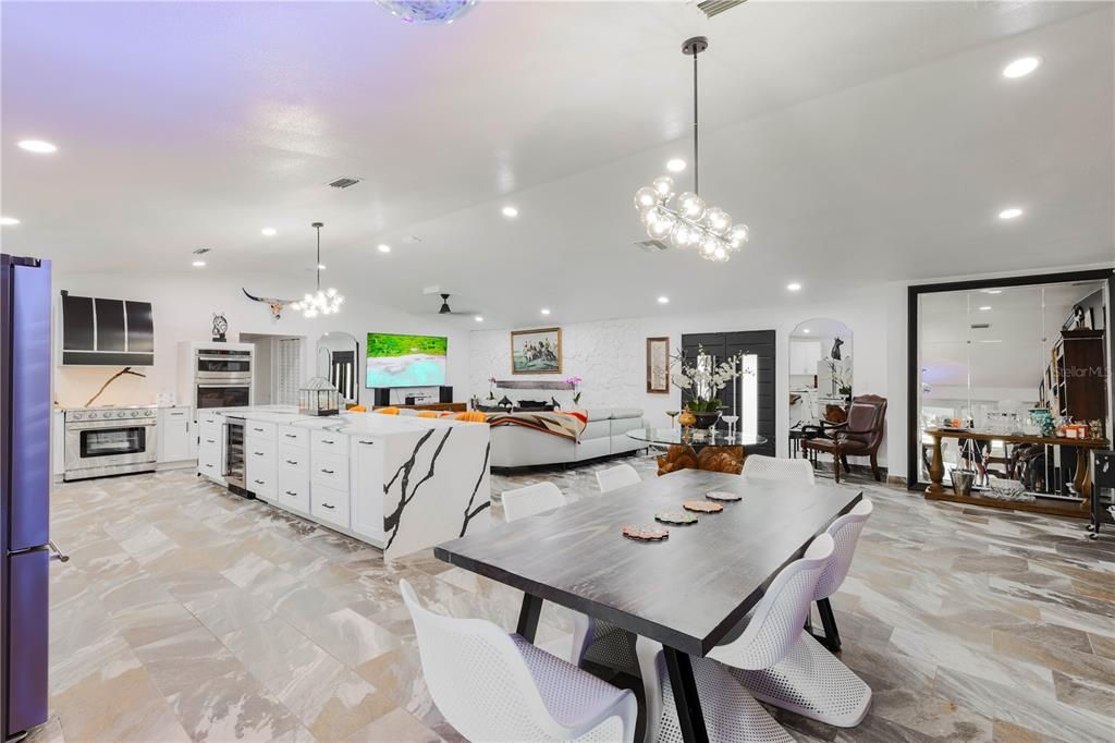 待售: $1,039,000 (4 贝兹, 2 浴室, 2593 平方英尺)