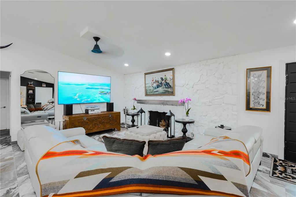 待售: $1,039,000 (4 贝兹, 2 浴室, 2593 平方英尺)