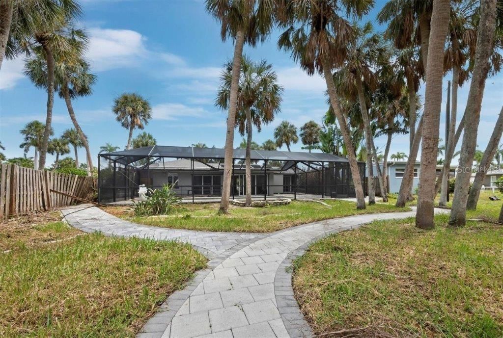 Active With Contract: $1,197,000 (0.25 acres)